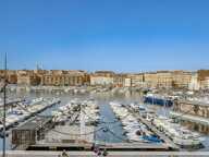 Vieux Port / Appartement Type 4  en première ligne — photo 2