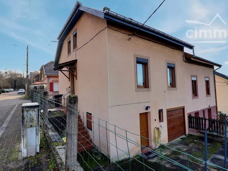 Maison mitoyenne de 105.63 m² à rénover à PETITE ROSSELLE — photo 1