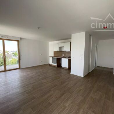 Appartement 3 pièces 870 €