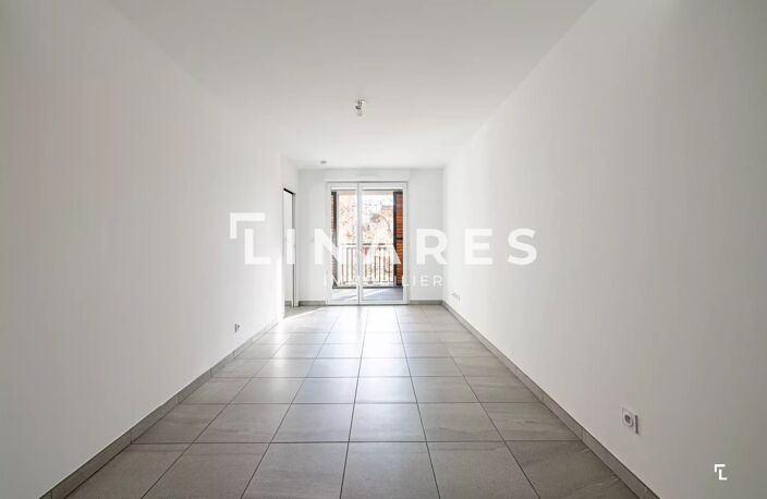 ARCANGELO - Appartement T2 de 39m² - Terrasse - 13005 CAMAS — photo 5