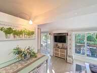 CANNES BAS ST NICOLAS - STUDIO MEUBLÉ AVEC MEZZANINE - AU CALME — photo 3