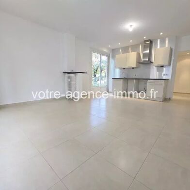 Appartement 2 pièces 233200 €