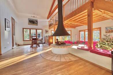 Maison 6 pièces 399000 €