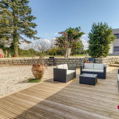 Appartement 5 pièces 1550 €