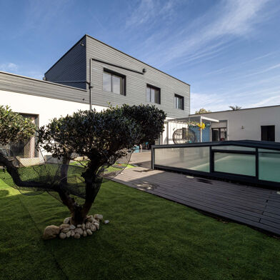 Maison 7 pièces 680000 €