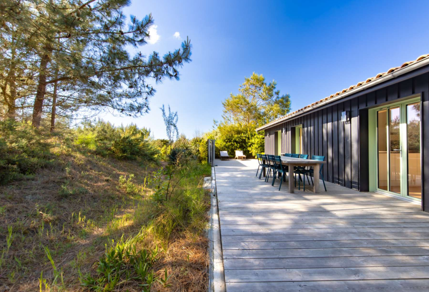 VILLA EN BOIS RENOVEE FACE AUX DUNES — photo 1