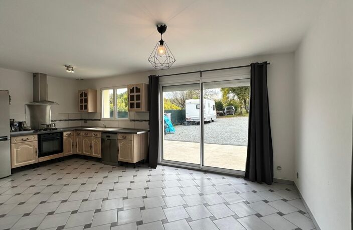 Maison de plain pied de 78m² à Saintes — photo 4