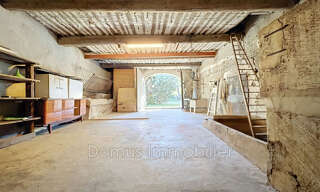 Maison 7 Pièces 137 m² à vendre à Saint-Saturnin-lès-Avignon (84450)