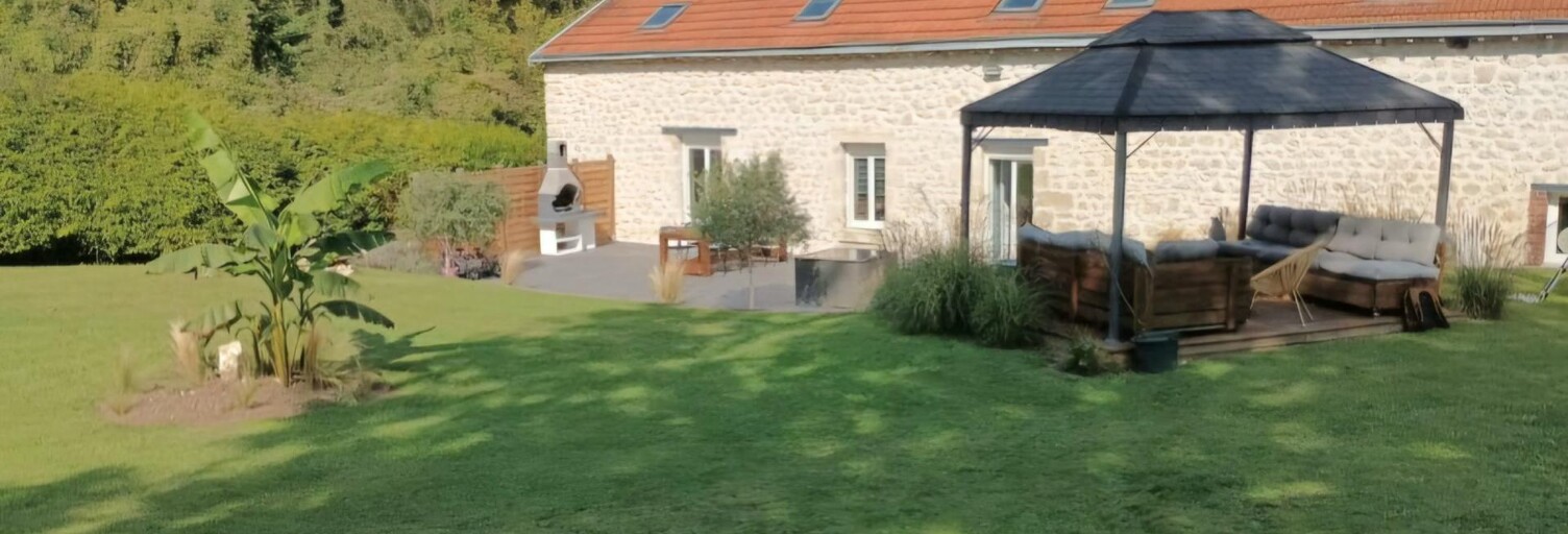 Maison 12 Pièces 280 m² à vendre à Ville-Savoye (02220)