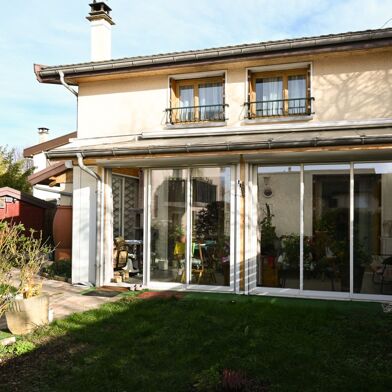 Maison 5 pièces 499900 €