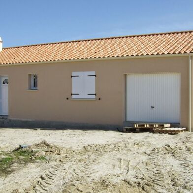 Maison 3 pièces 840 €