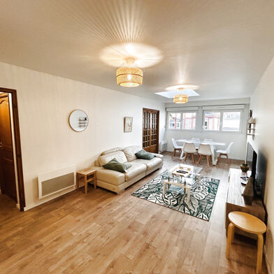 Appartement 4 pièces 2200 €