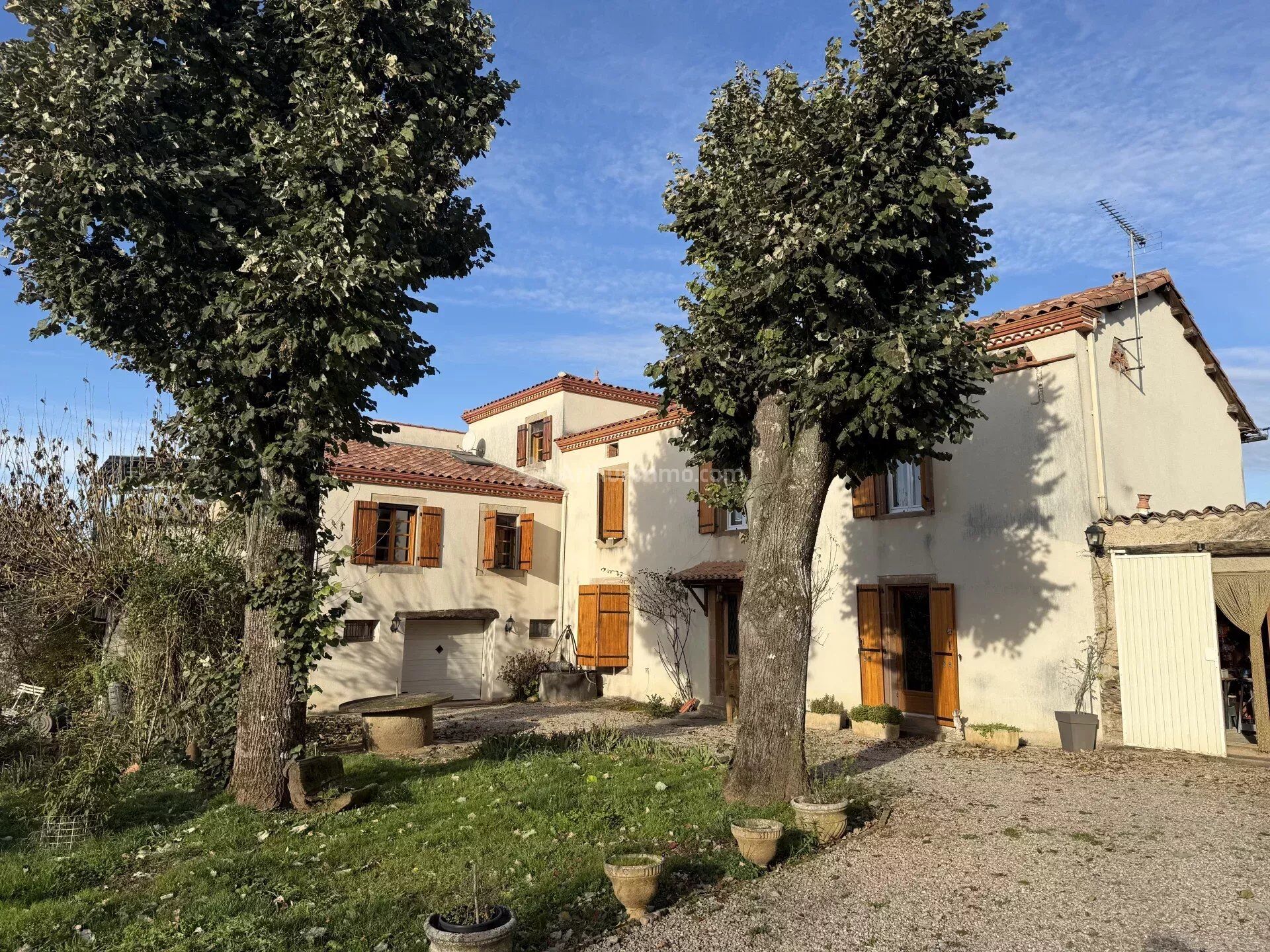 Maison 6 pièces 190 m² · à Sainte-Gemme · 190 m² · 199 000 €