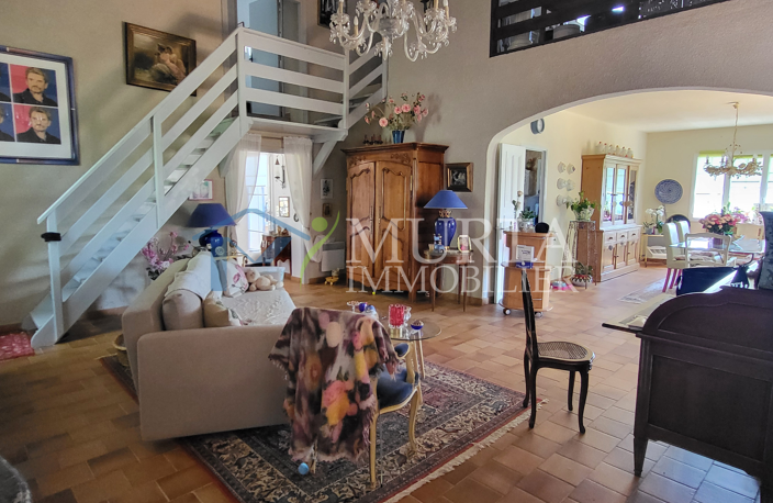 Villa 7 pièces avec vue dégagée — photo 4