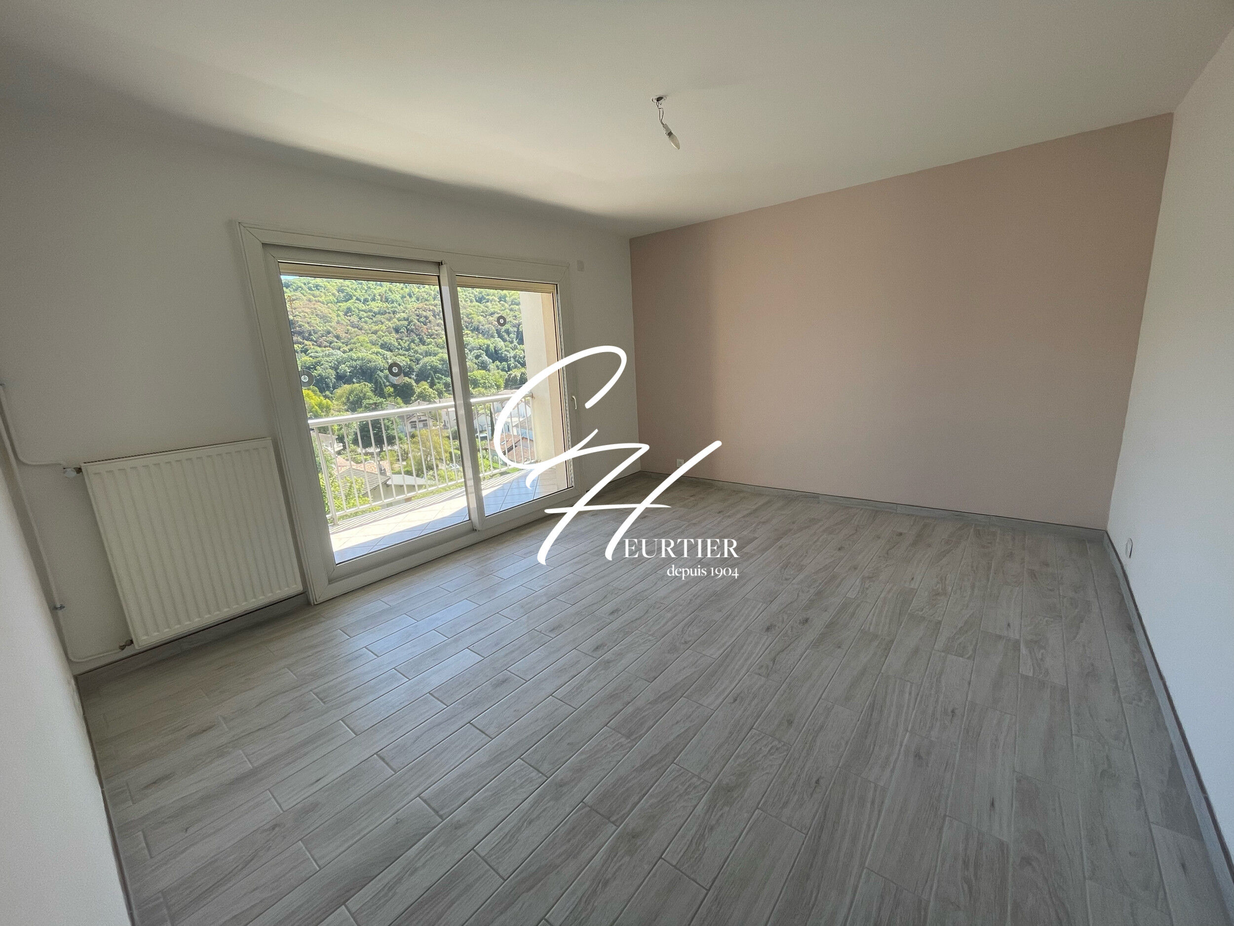 Appartement  T4 à vendre Échirolles 38130