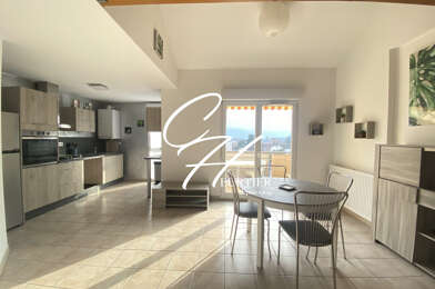 Appartement 3 pièces 900 €