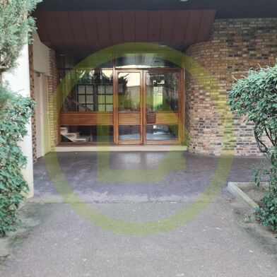 Appartement 4 pièces 220000 €