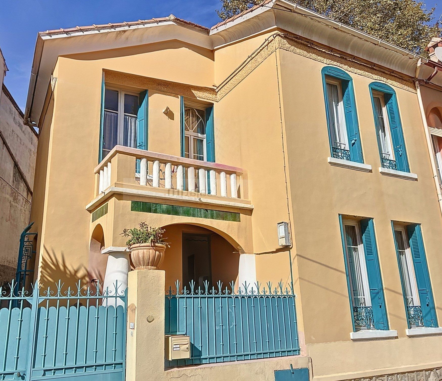 Agence immobilière de Sajatim
