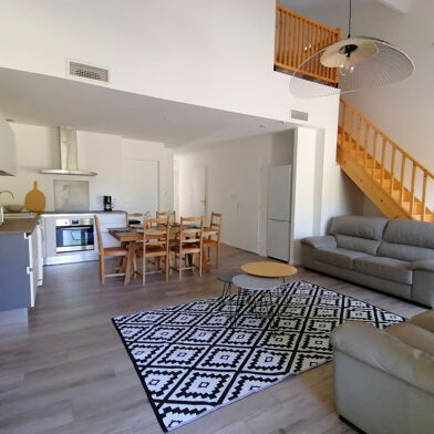 Maison 4 pièces 1300 €