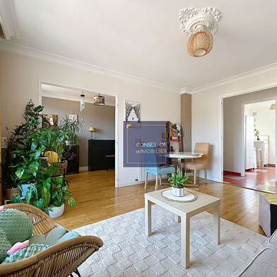 Appartement 4 pièces 239000 €