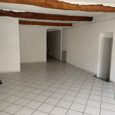 Commerce 2 pièces 900 €