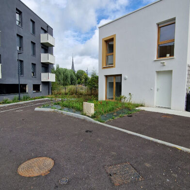 Maison 4 pièces 873 €