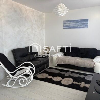 Appartement 4 pièces 243000 €