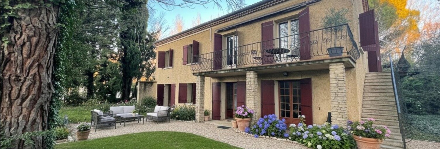 Maison 7 Pièces 206 m² à vendre à Le Thor (84250)
