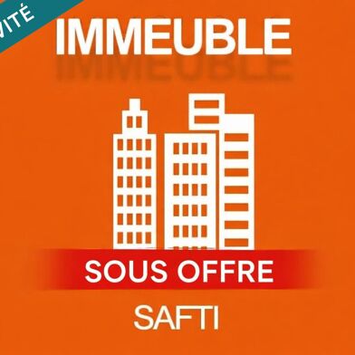 Immeuble  294900 €