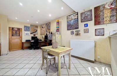 À VENDRE   Appartement T2 avec grand extérieur et dépendance — photo du bien