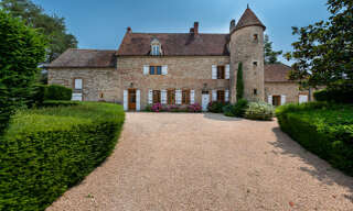 Maison 12 Pièces 310 m² à vendre à Cormatin (71460)