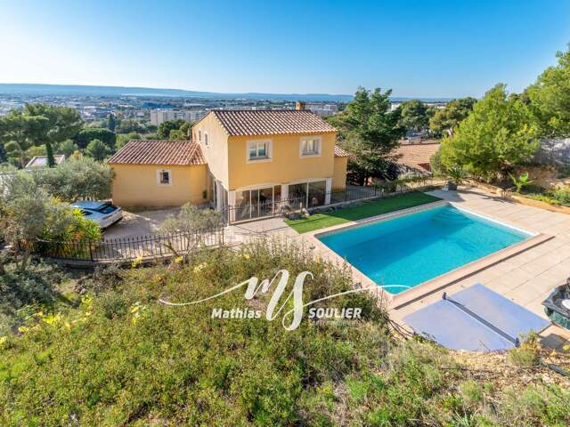Villa familiale de 260 m² avec vue panoramique — photo du bien