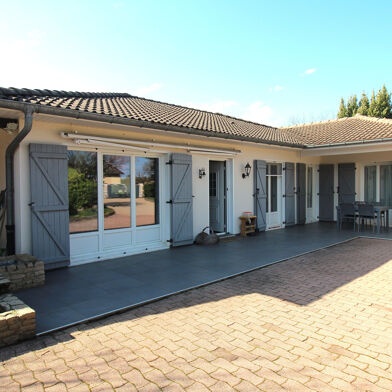 Maison 4 pièces 349000 €