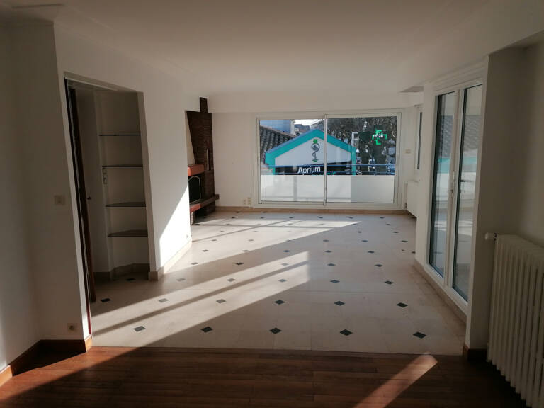 Centre-ville de Saint Jean de Monts -  Appartement 4 pièces à louer — photo 1