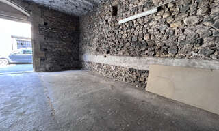 Garage   m² à louer à Vals-les-Bains (07600)