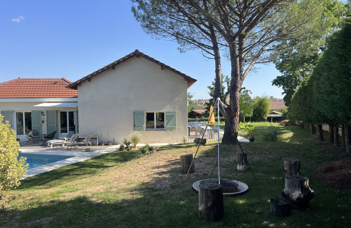 Maison T5 avec terrain arboré — photo 4