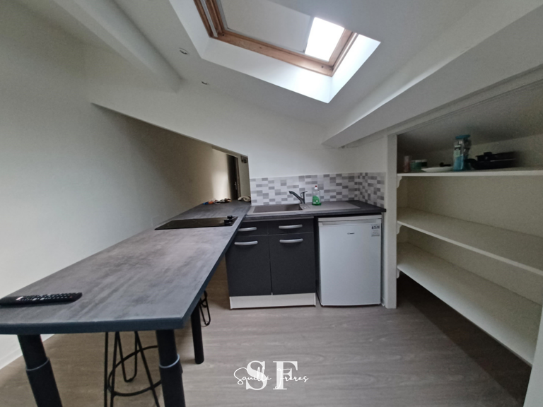 AGEN CENTRE - IMMEUBLE DE 5 APPARTEMENTS LOUES ET DEUX GARAGES LOUES — photo 1