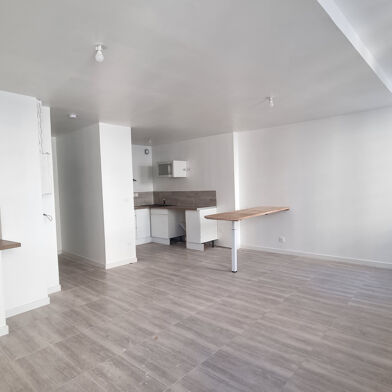 Appartement 4 pièces 180000 €