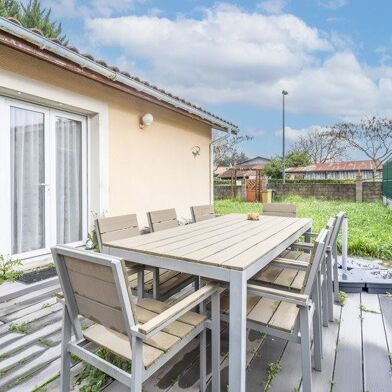 Maison 5 pièces 447525 €