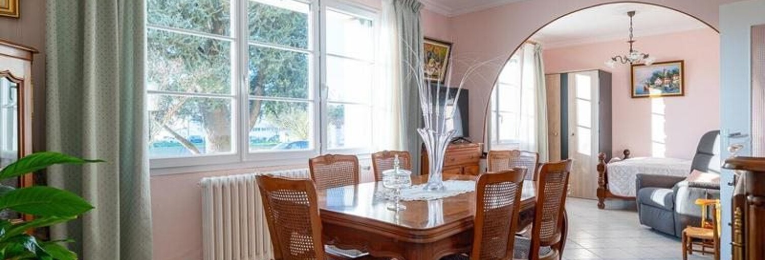 Maison 5 Pièces 103 m² à vendre à Pons (17800)