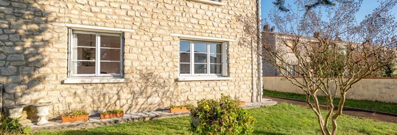 Maison 5 Pièces 103 m² à vendre à Pons (17800)