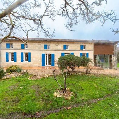 Maison 7 pièces 410670 €