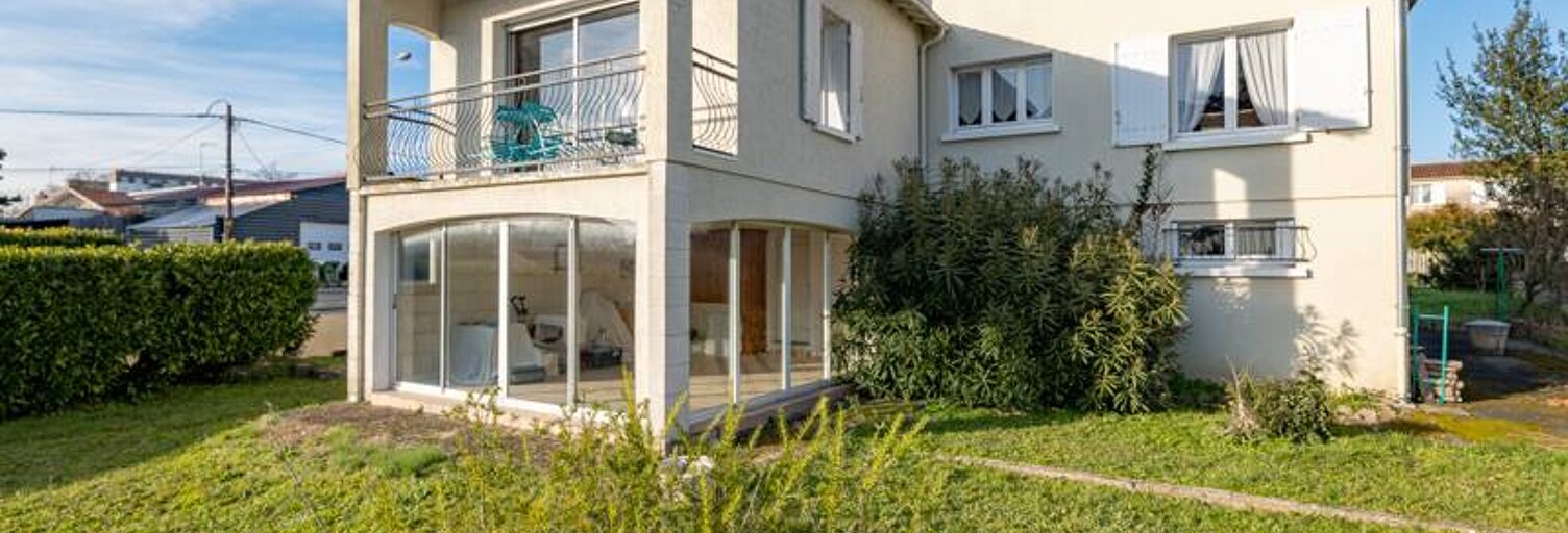 Maison 4 Pièces 140 m² à vendre à Saintes (17100)