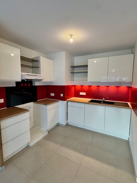 Appartement  T3 à louer Saint-Julien-en-Genevois 74160