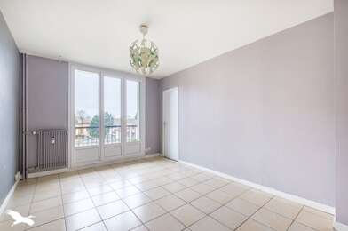 Appartement 4 pièces 174371 €
