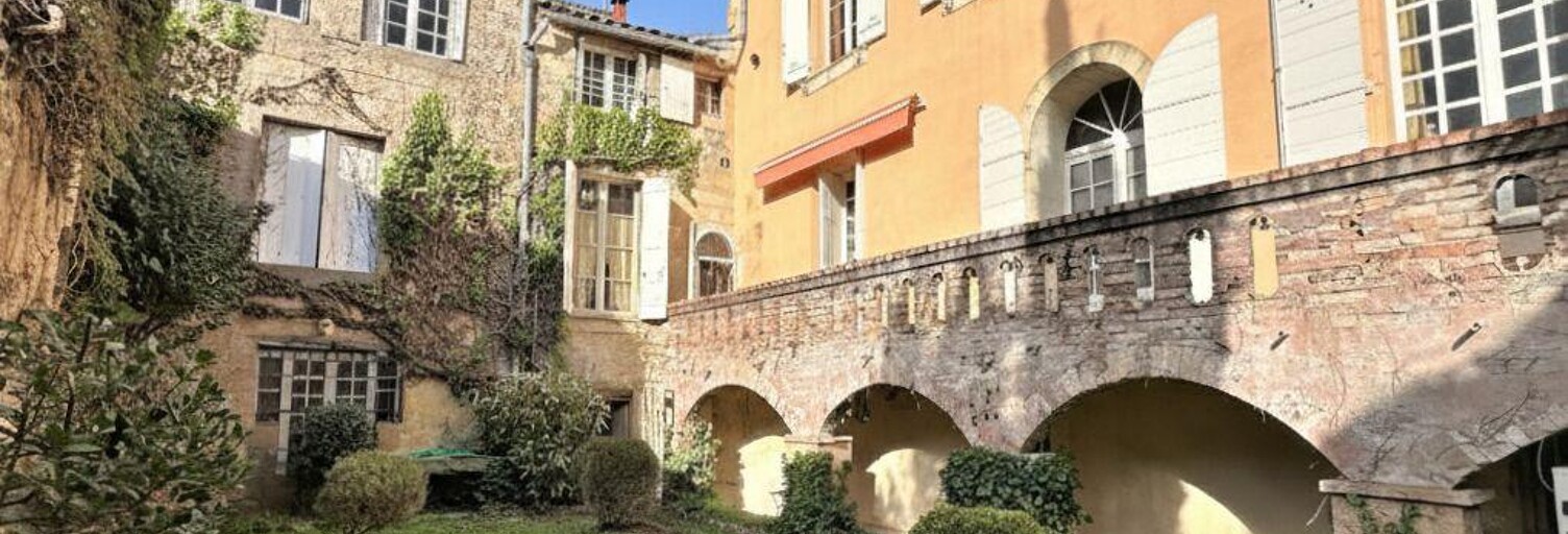 Maison 17 Pièces 690 m² à vendre à Uzès (30700)