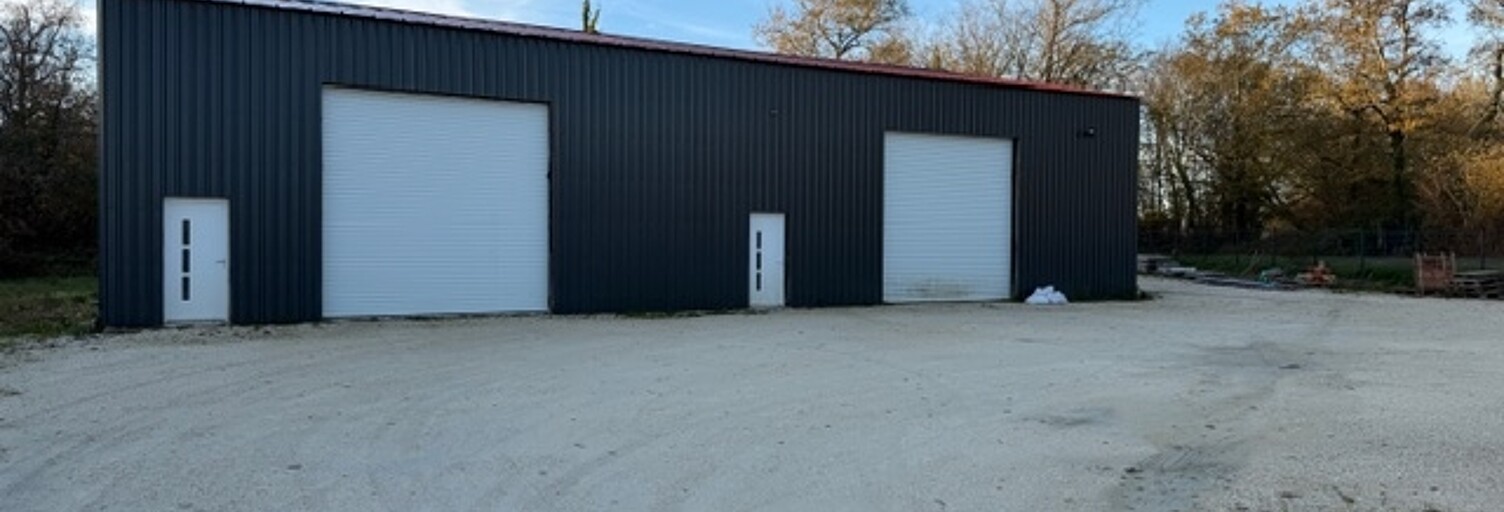 Immeuble  400 m² à vendre à Targon (33760)