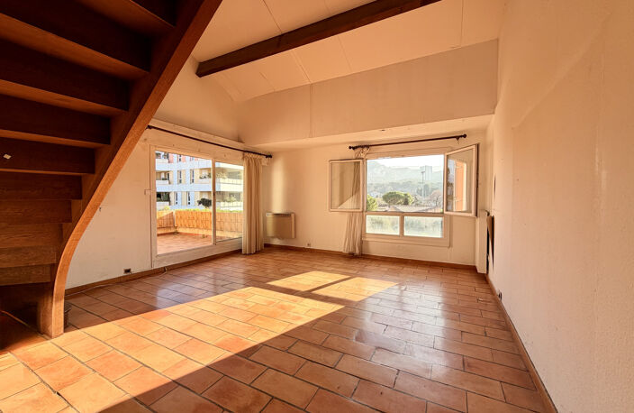 A vendre duplex terrasse T4/5 13008 Marseille — photo 2