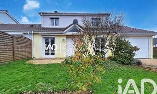 Maison 6 Pièces 140 m² à vendre à Le Mesnil-Saint-Denis (78320)