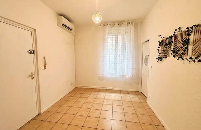 T2 GARE — photo 2